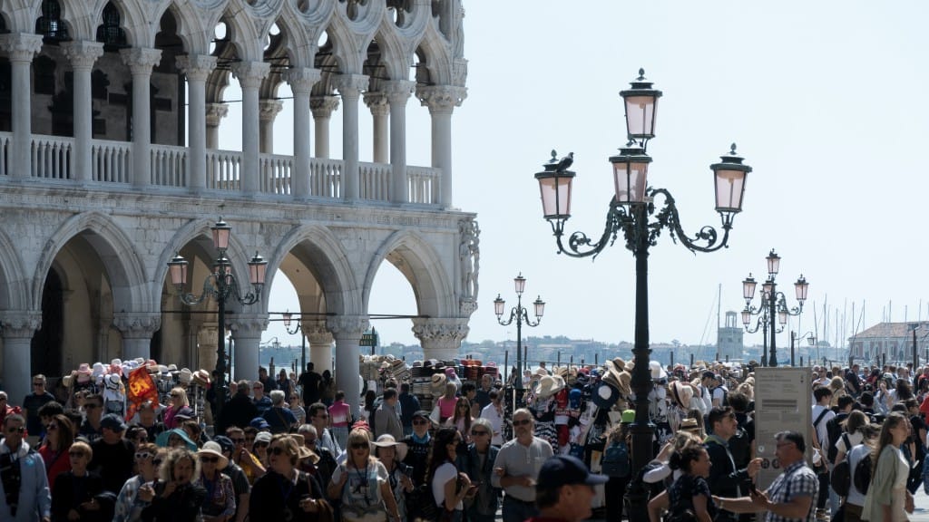 tourist Venice on the brink — Dual threats of mass tourism and climate change Kim Wright battleface.com