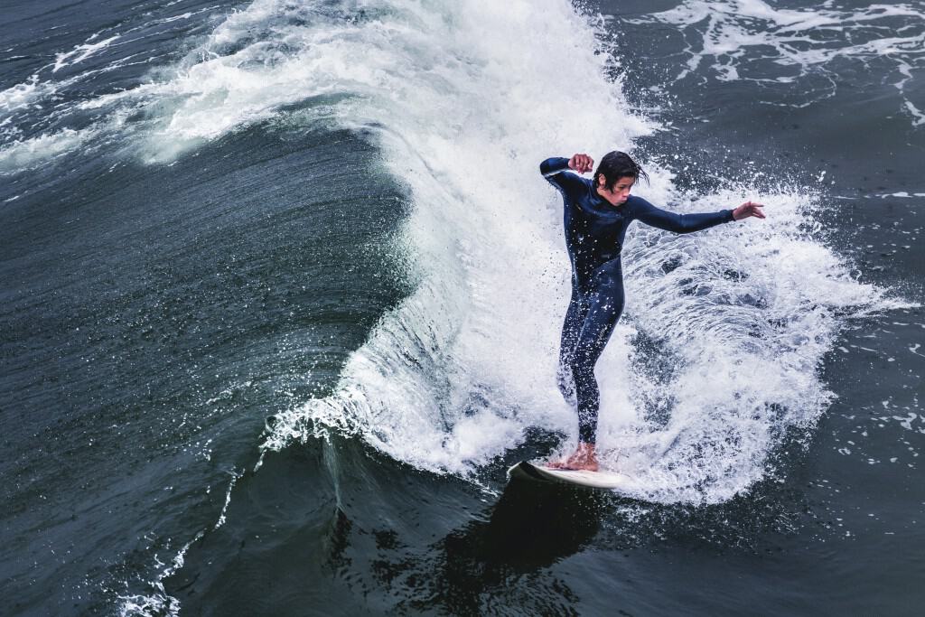 standSurfing in Northwest France — Oo-la-la Laura Wallwork battleface.com 