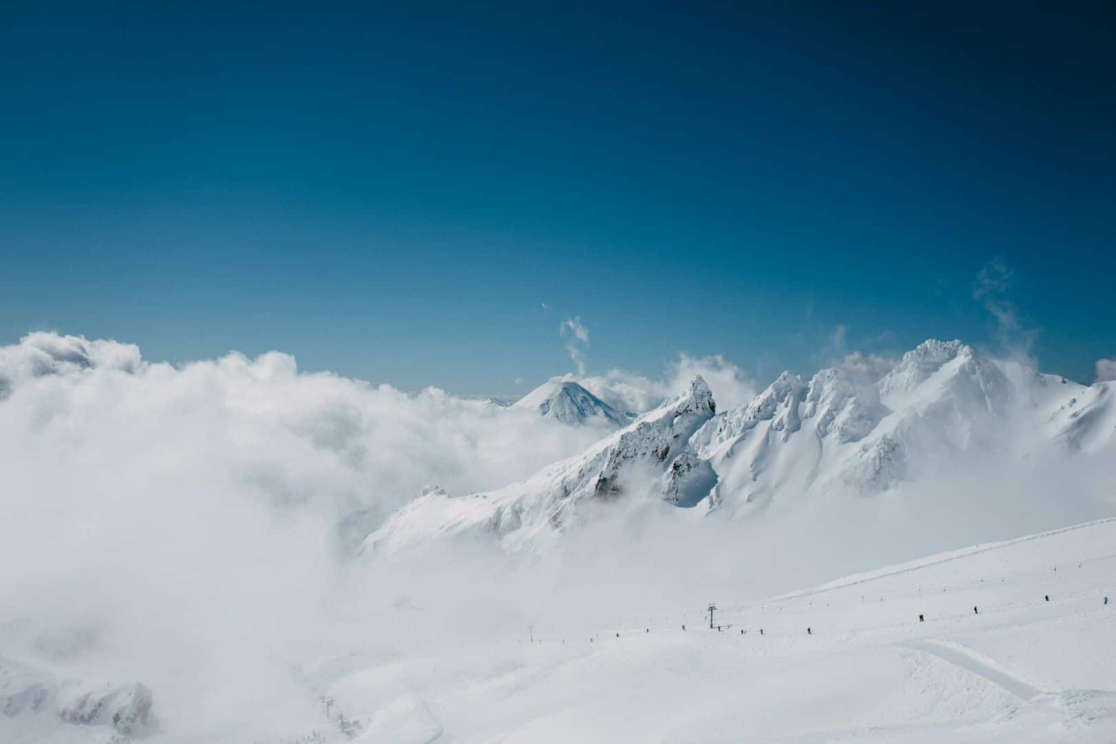 whakapapa Swap sun for snow in New Zealand’s Southern Hemisphere ski season Kim Wright battleface.com