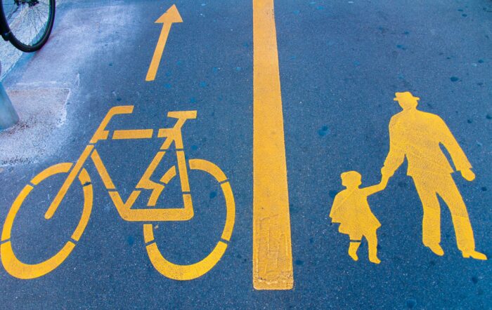 lane 10 Tips: renting a bike for a city tour Kim Wright battleface.com