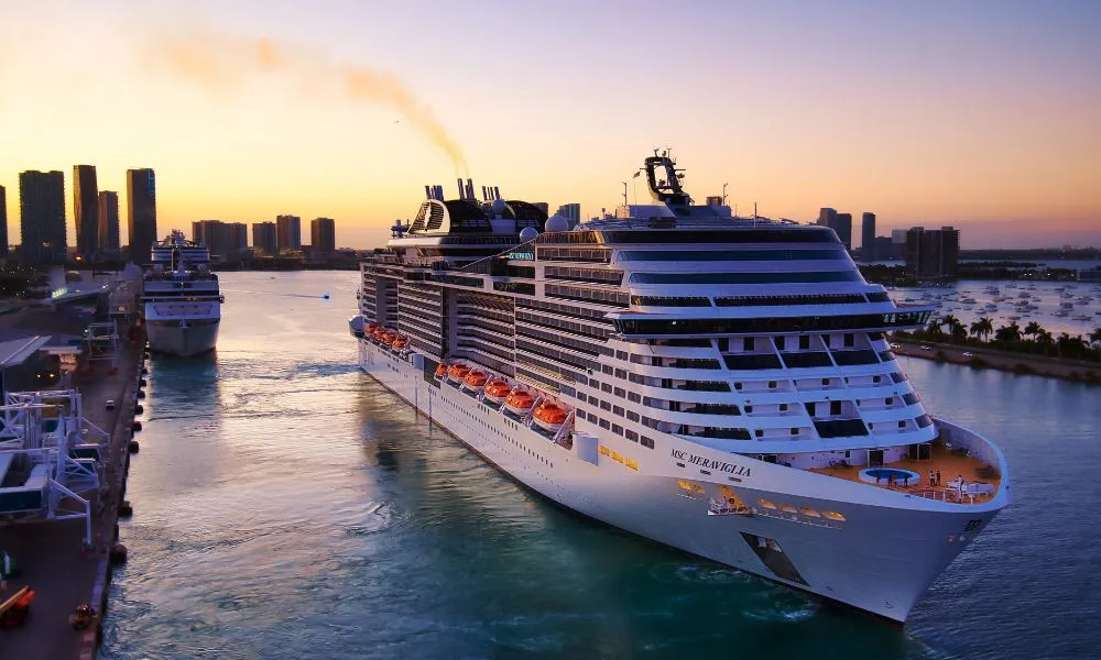 cruise ship